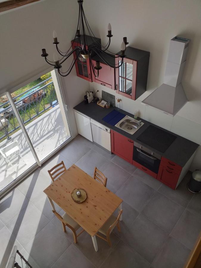Terre Apartment *